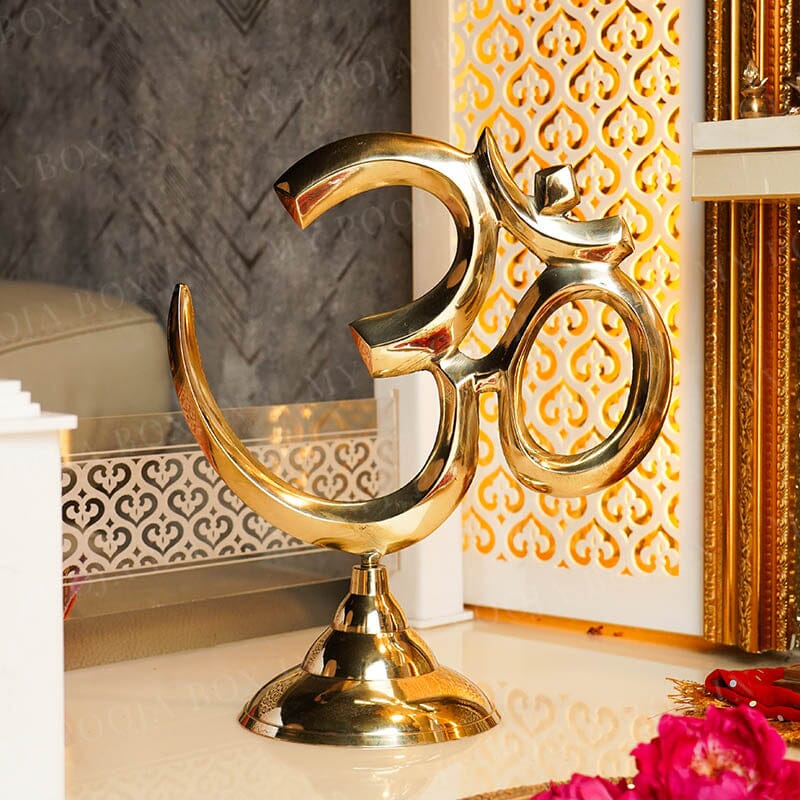 Brass Om Table Decor