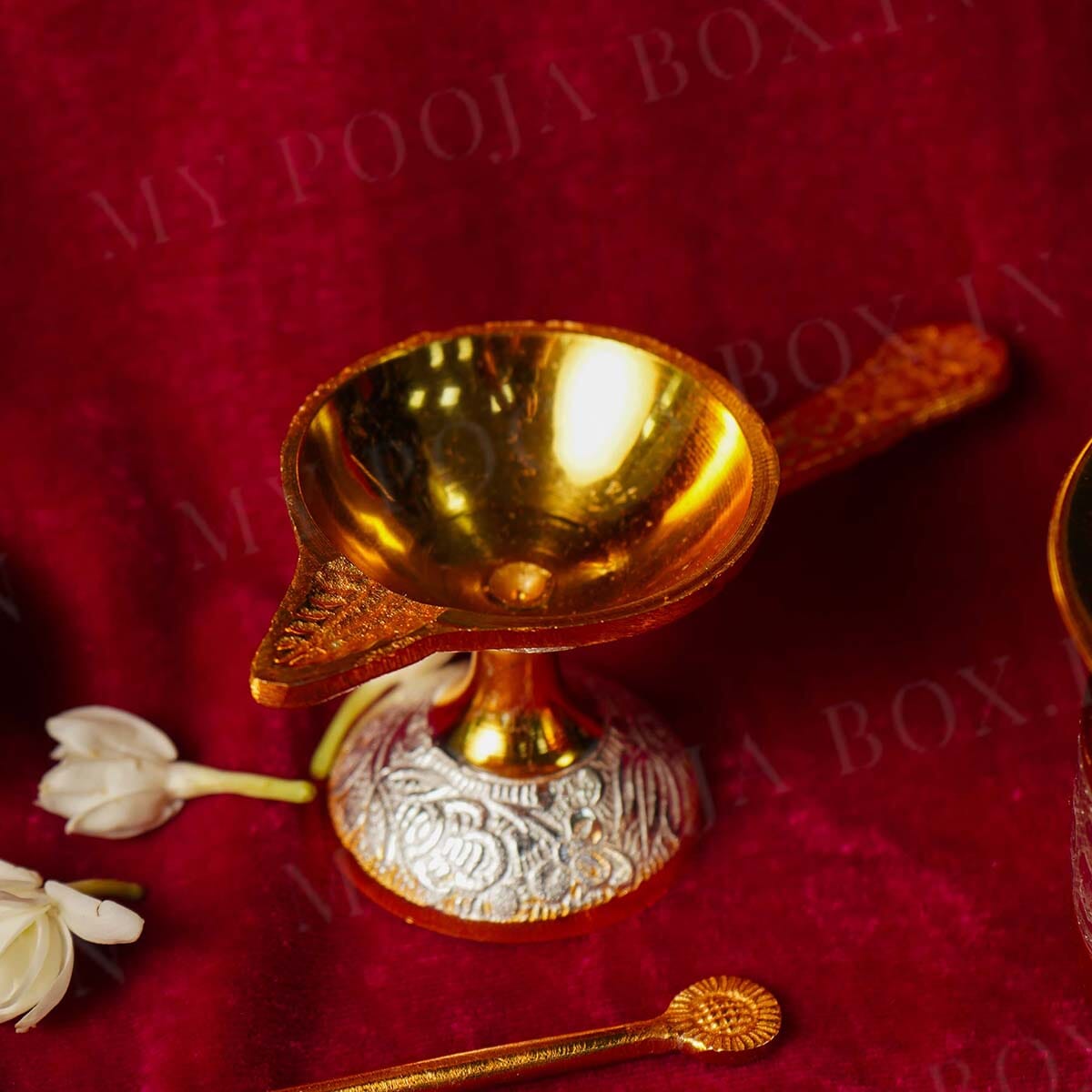 Sanskriti Brass Pooja Thali (Set of 8)